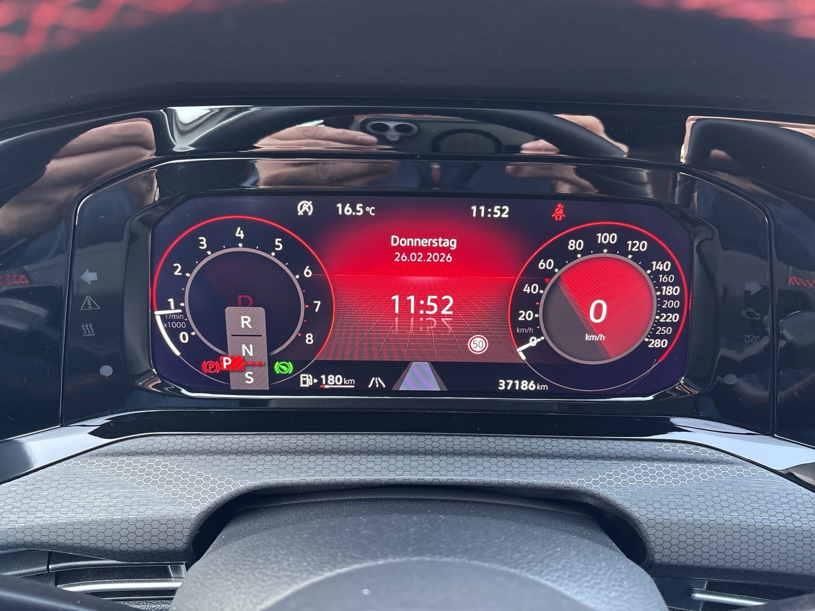 Volkswagen Golf VIII 2.0 GTI PANO NAVI LED+ LM17 CARPLAY