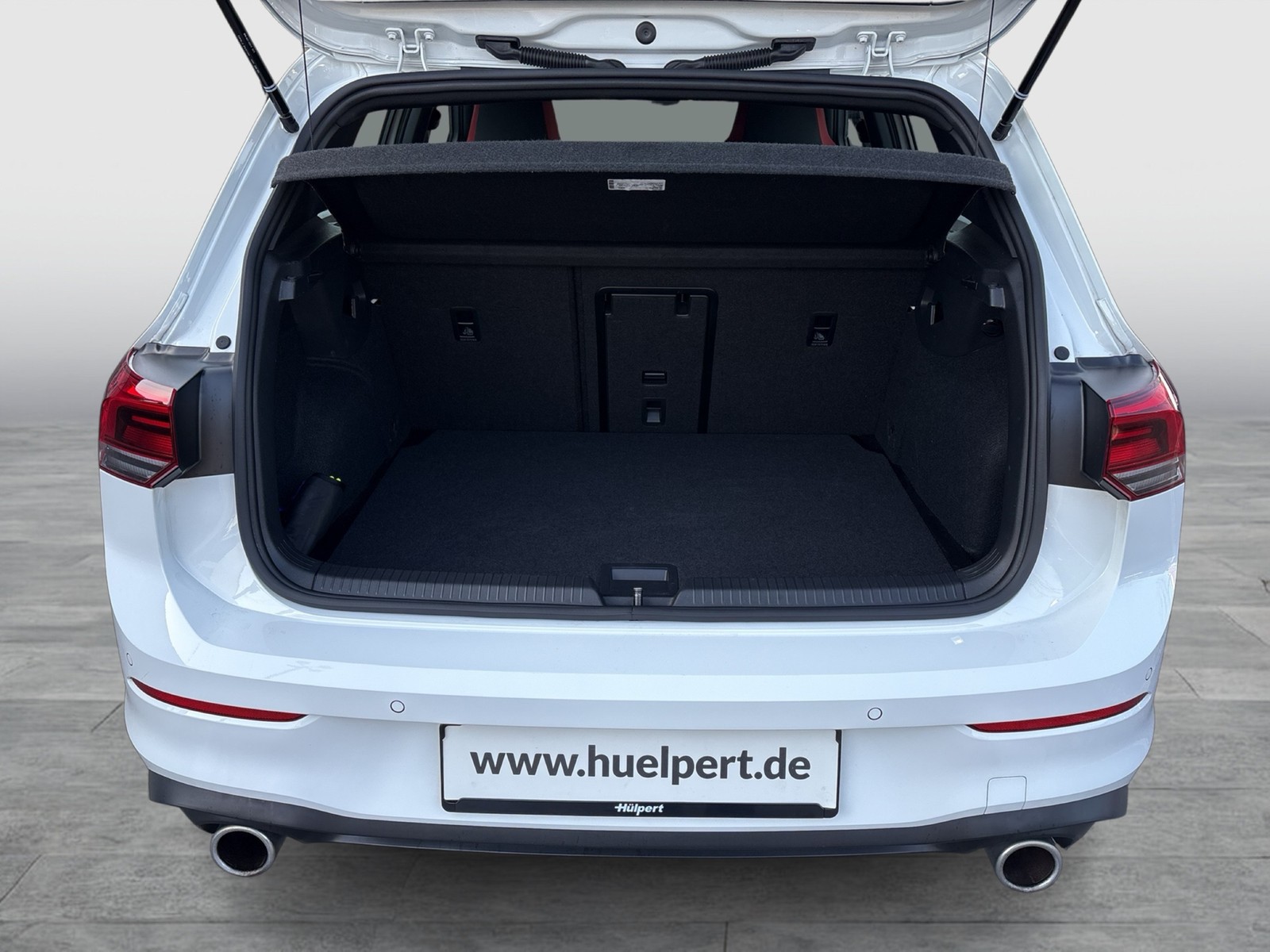 Volkswagen Golf VIII 2.0 GTI PANO NAVI LED+ LM17 CARPLAY