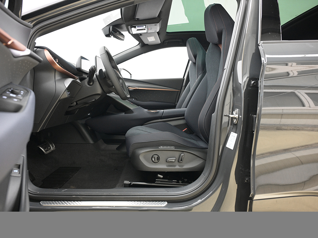 Cupra Tavascan VZ 4DRIVE WÄRMEPUMPE eSITZE SENNHEISER