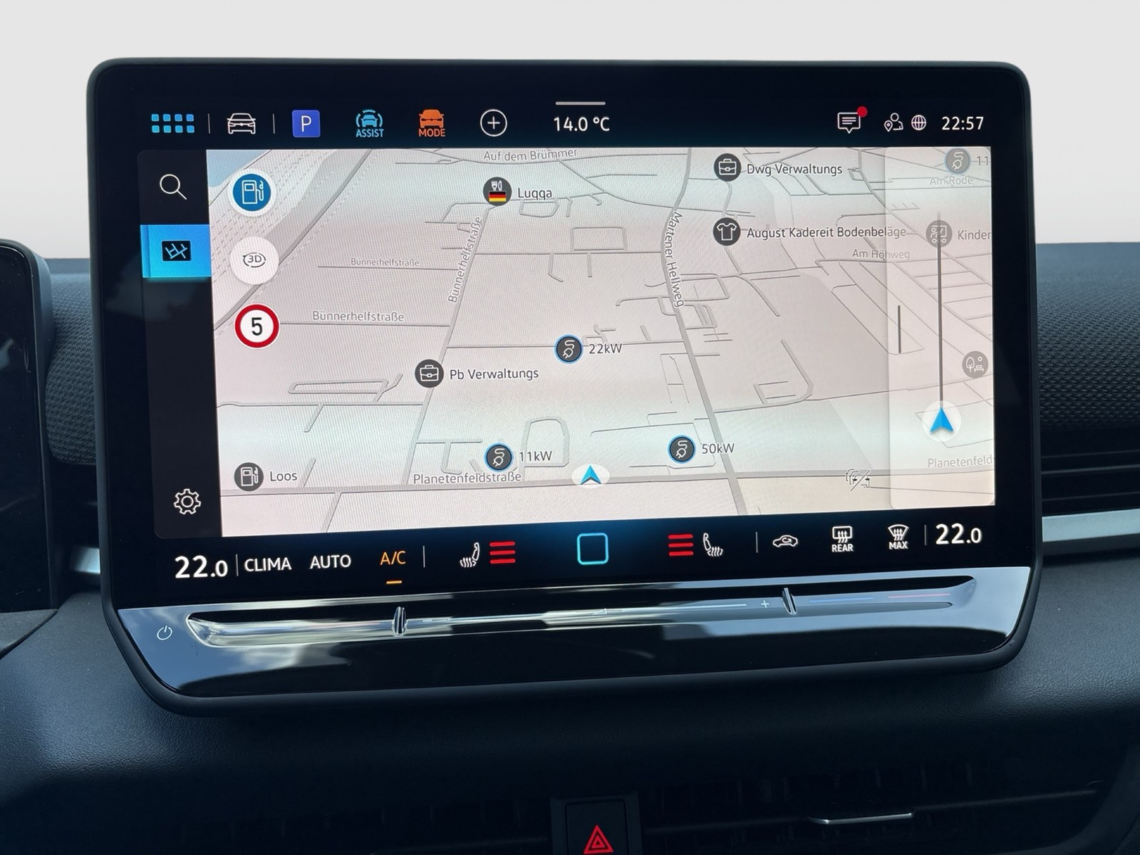 Volkswagen T-Roc 1.5 R-LINE DSG AHK BLACKSTYLE IQ DRIVE