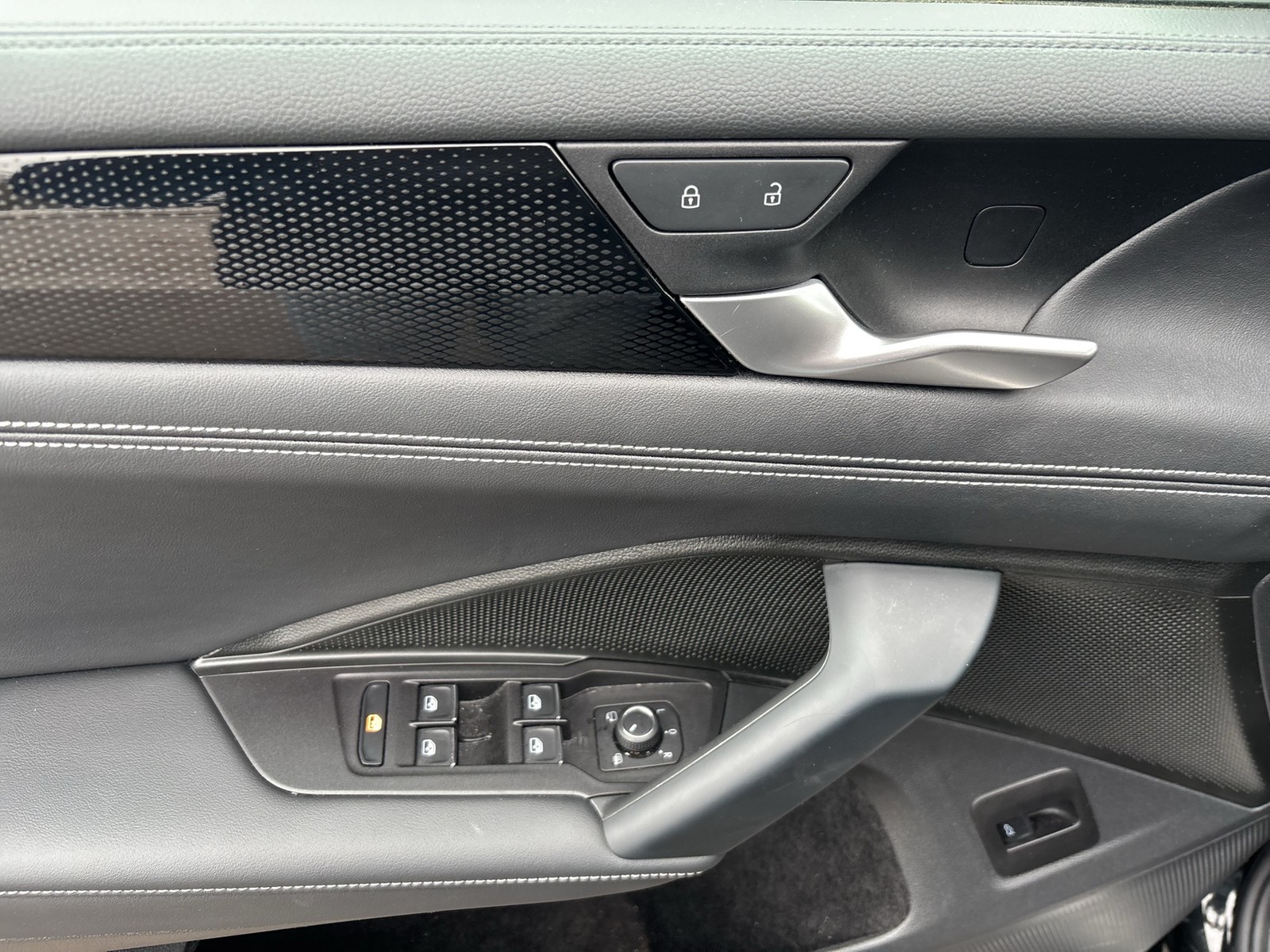 Volkswagen Tiguan 2.0 GOAL 4X4 360CAM ACC EKLAPPE LED+ NAVI