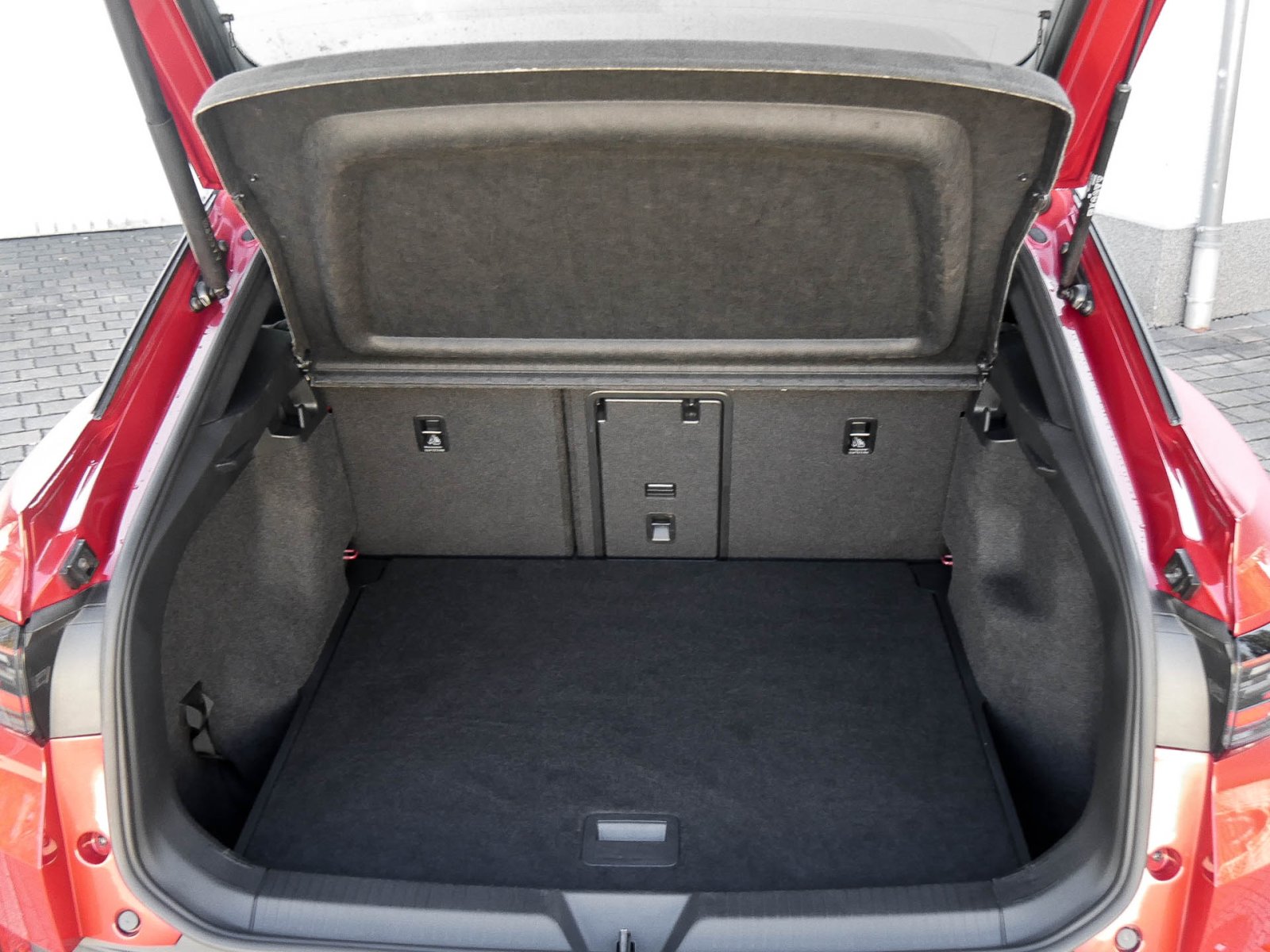 Volkswagen ID.5 GTX 4X4 WÄRMEPUMPE PANO AHK CAM ACC LM20