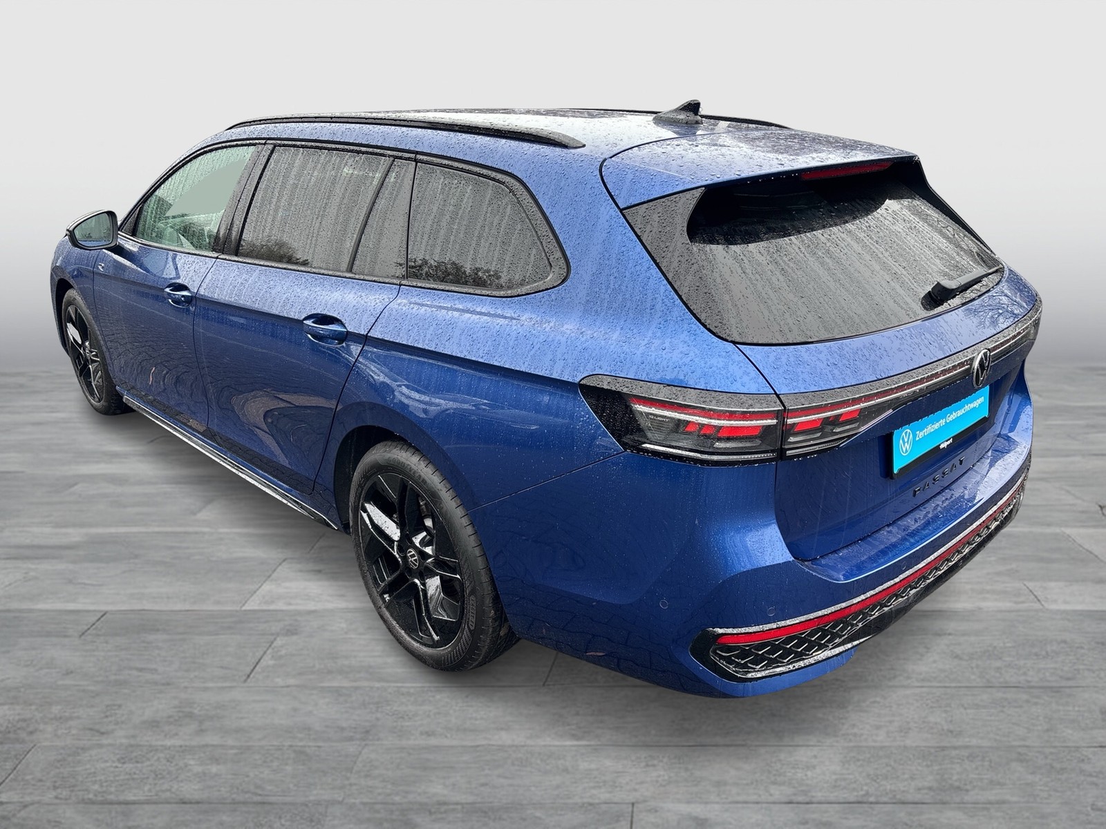 Volkswagen Passat Variant 2.0 R-LINE 4X4 NEUESMODELL AHK 18Z