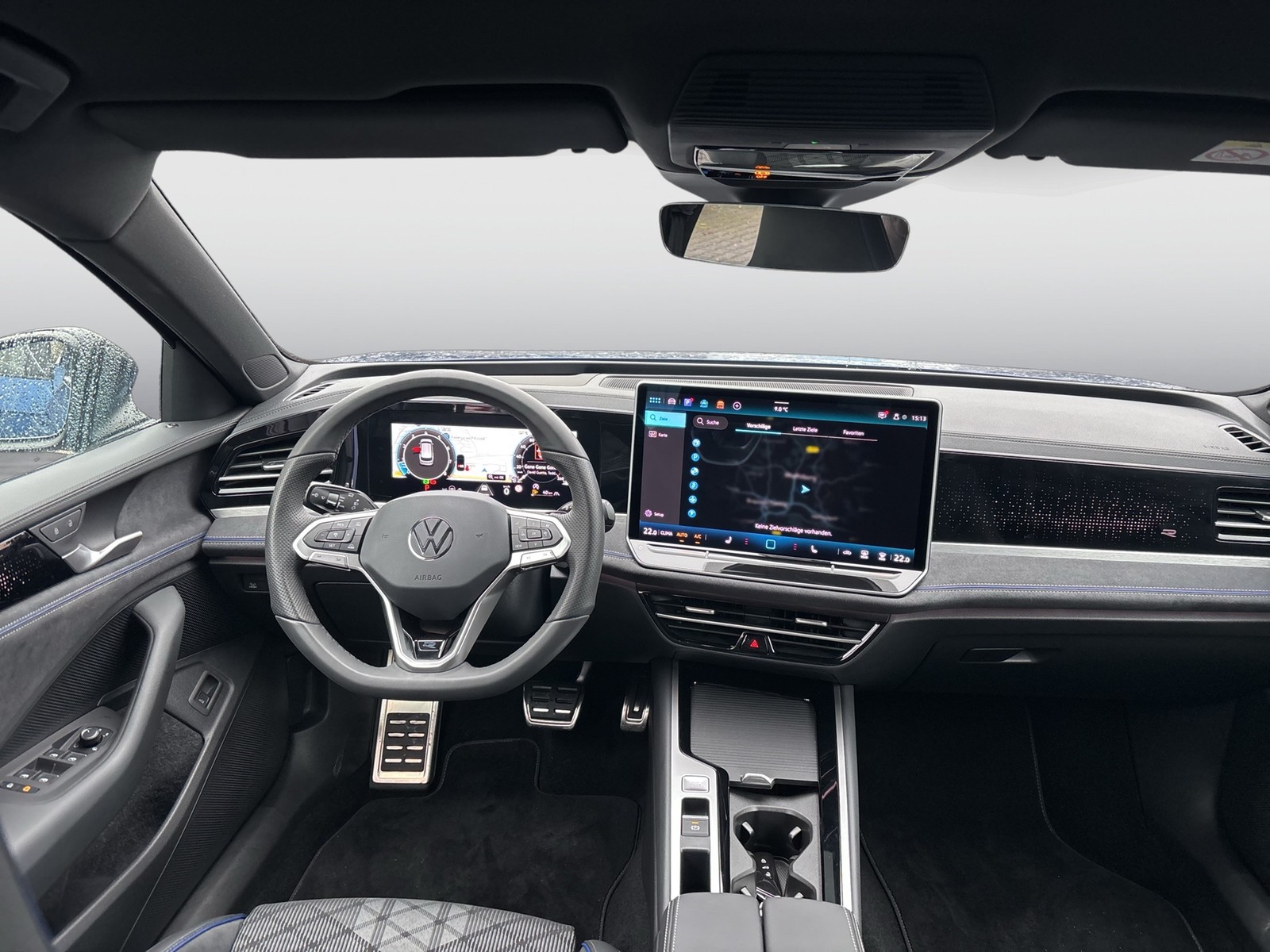 Volkswagen Passat Variant 2.0 R-LINE 4X4 NEUESMODELL AHK 18Z