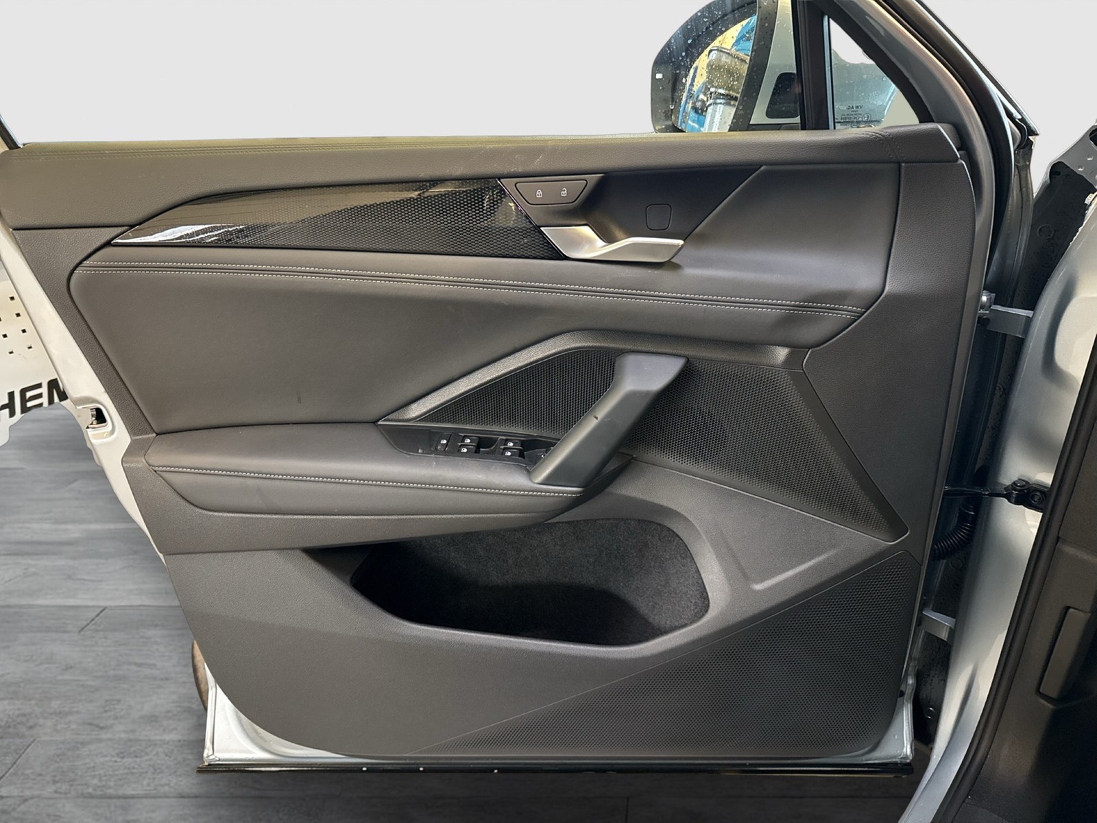 Volkswagen Tayron 1.5 eTSI LIFE AHK CAM ACC LM18 CARPLAY