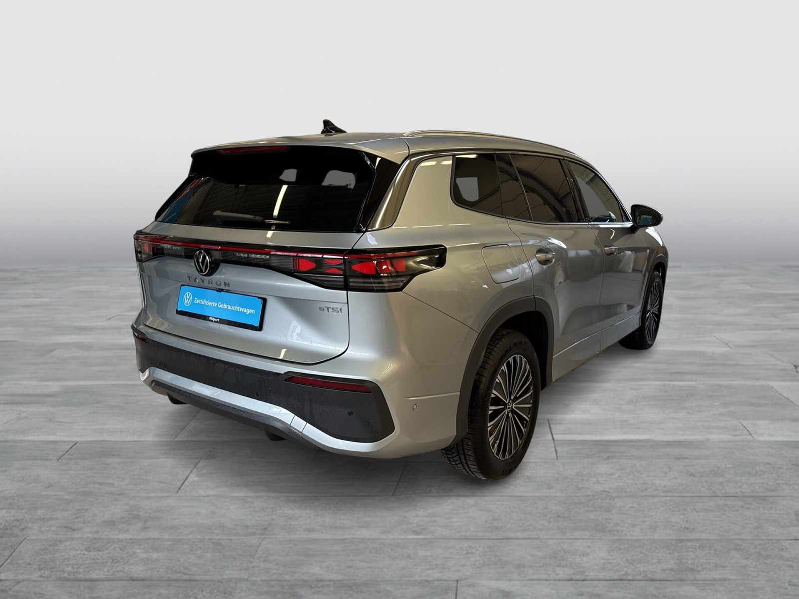 Volkswagen Tayron 1.5 eTSI LIFE AHK CAM ACC LM18 CARPLAY