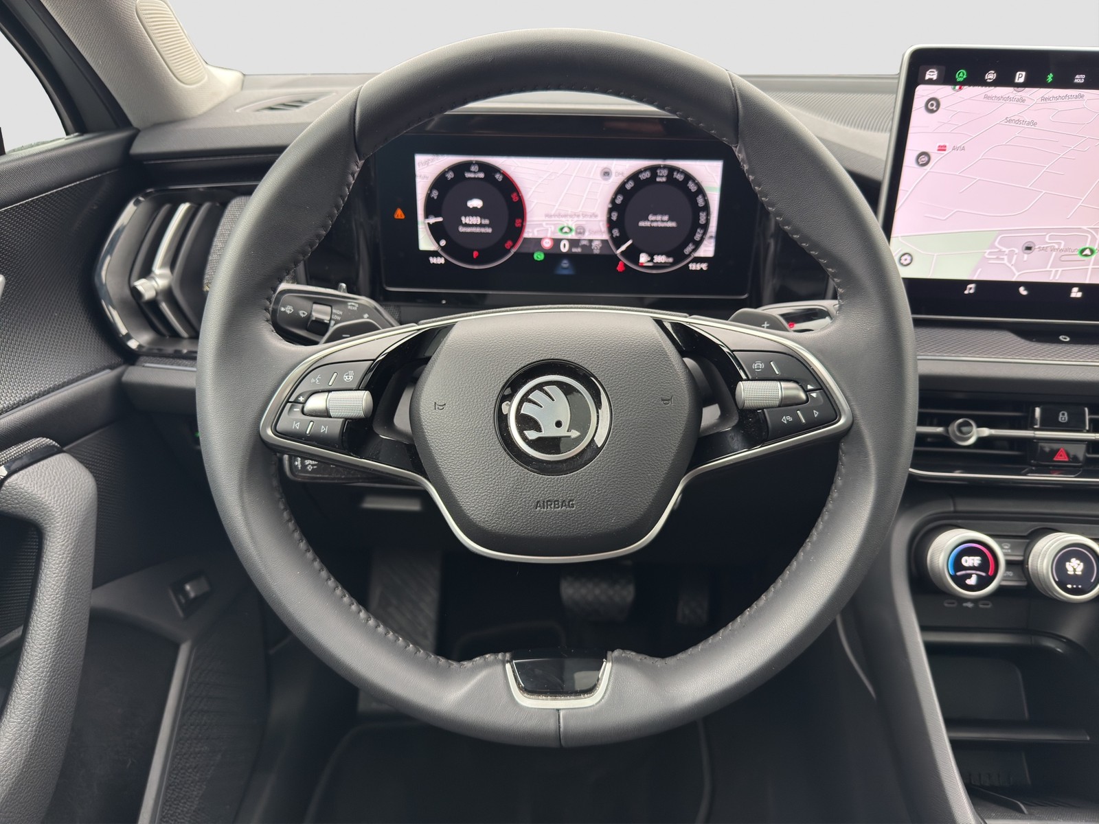 Skoda Kodiaq 2.0 SELECTION 4X4 PANO CAM LM18 E-KLAPPE