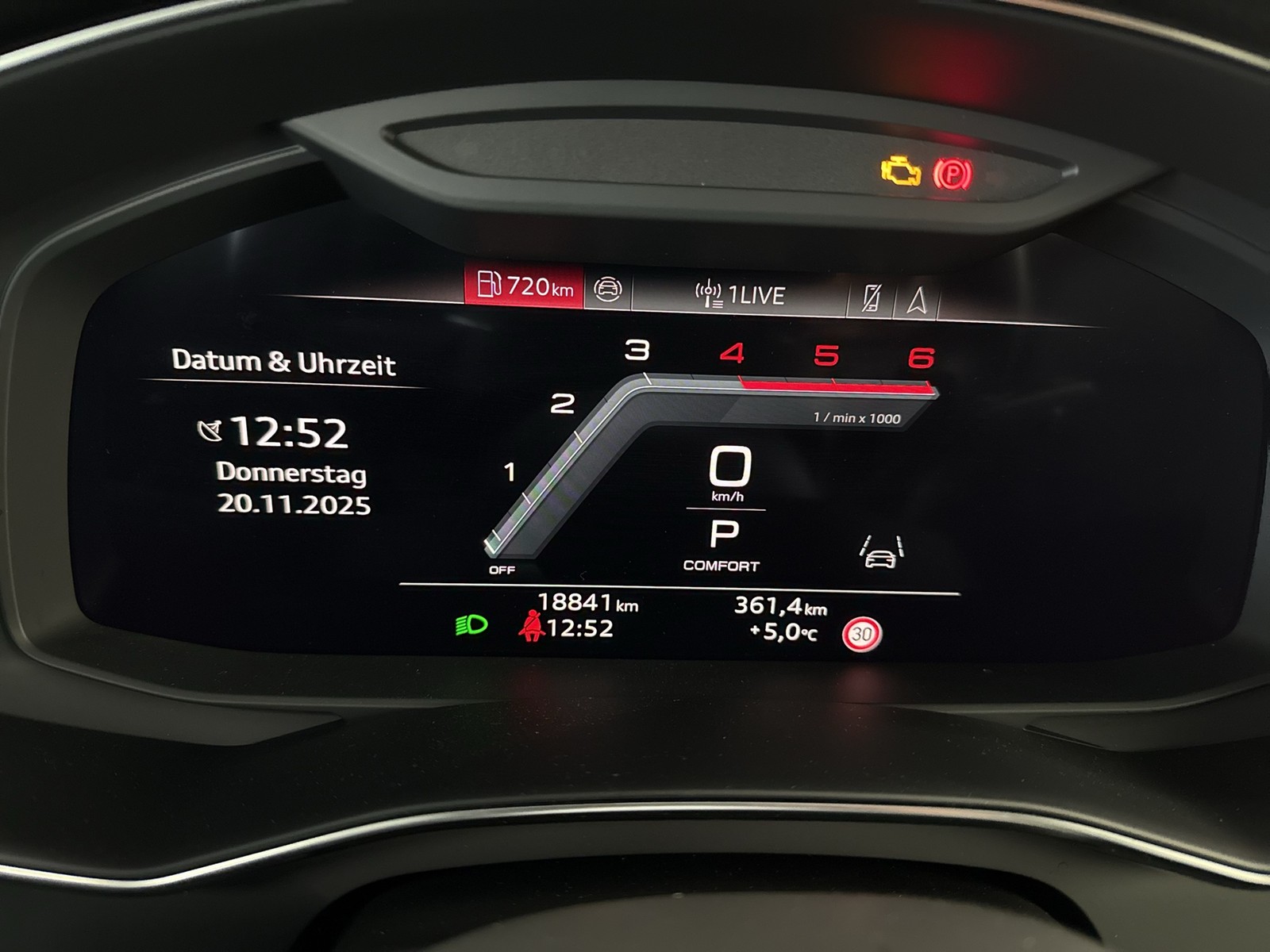 Audi A6 Avant 45 quattro advanced BLACKPAK AHK CAM 19Z