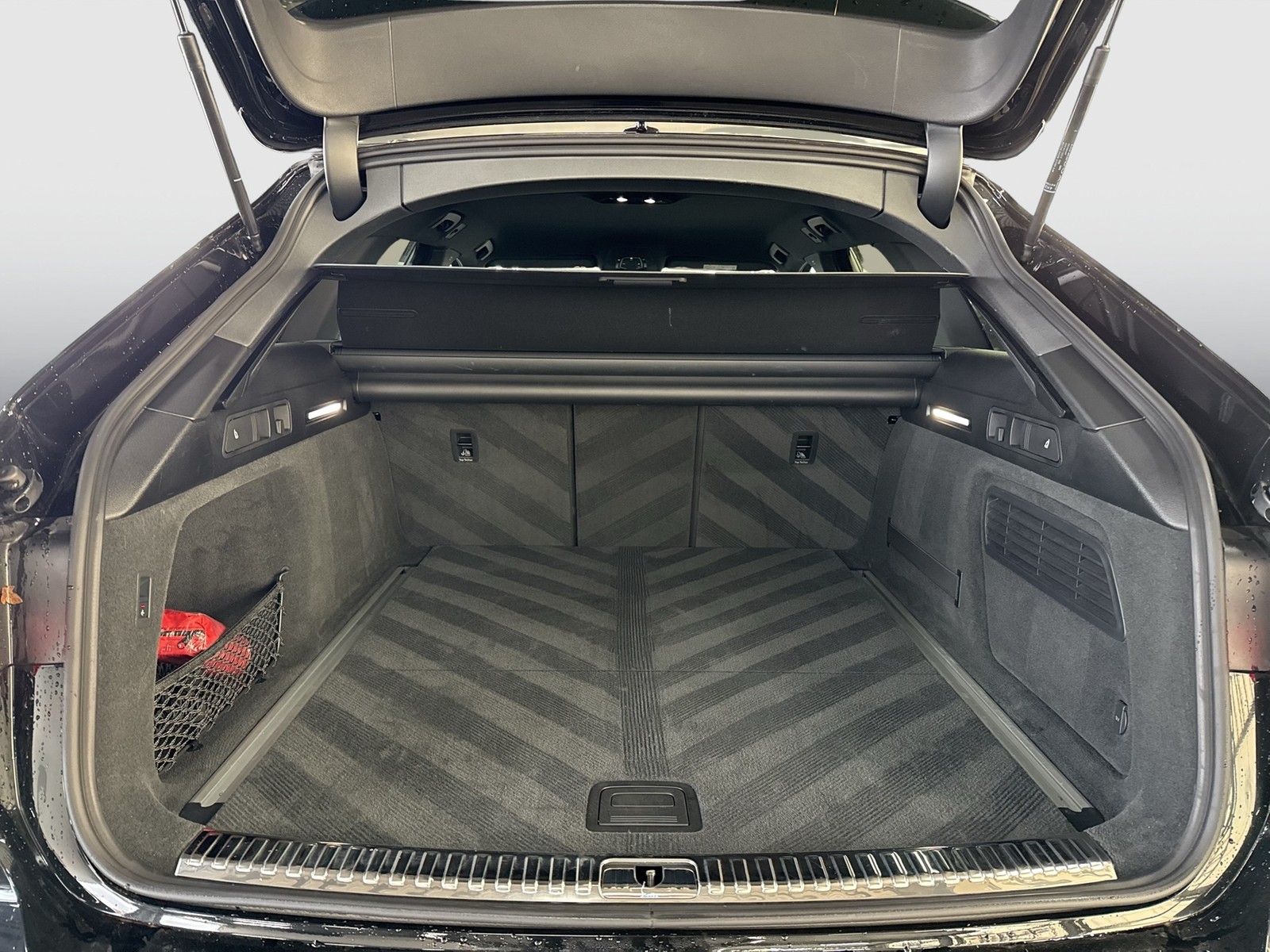 Audi A6 Avant 45 quattro advanced BLACKPAK AHK CAM 19Z