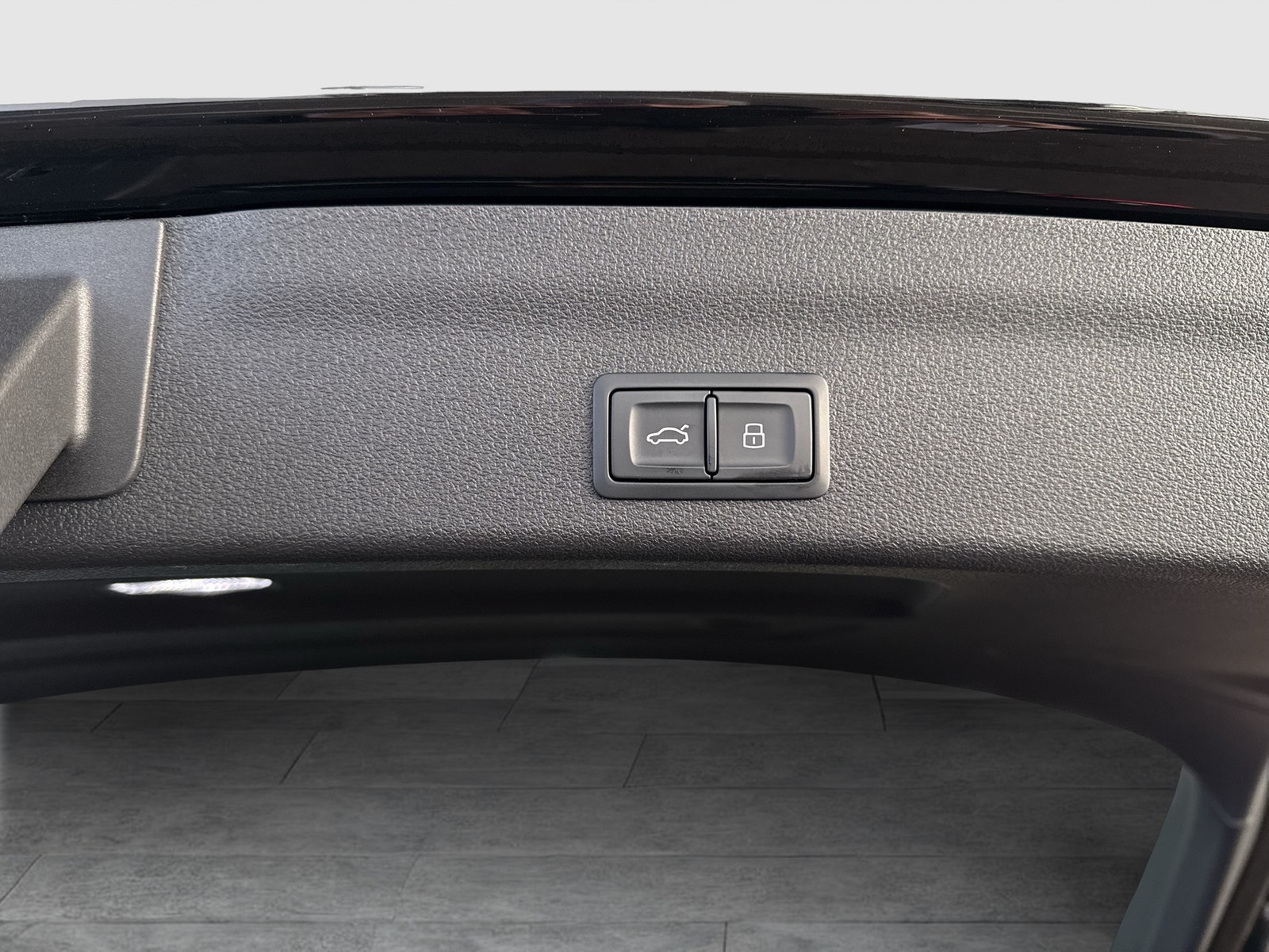 Audi A6 Avant 45 quattro advanced BLACKPAK AHK CAM 19Z