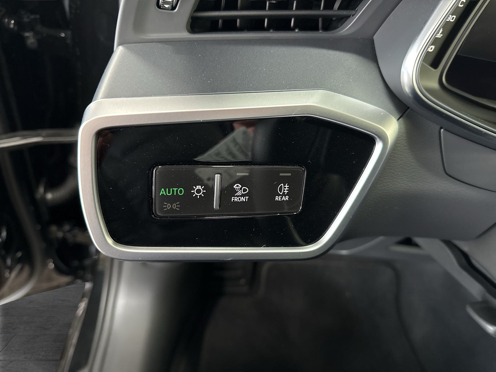 Audi A6 Avant 45 quattro advanced BLACKPAK AHK CAM 19Z