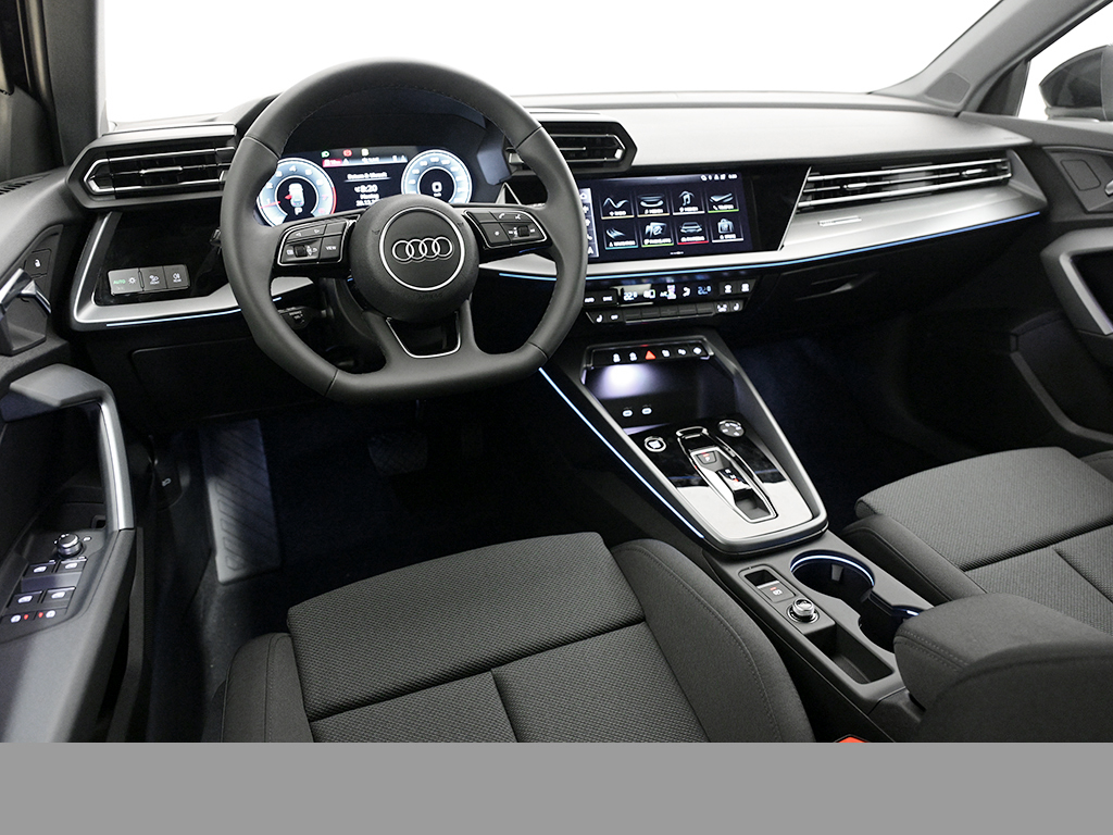 Audi A3 Sportback TFSI advanced AHK+InfotainmentpaketConnectivity+Dachreling