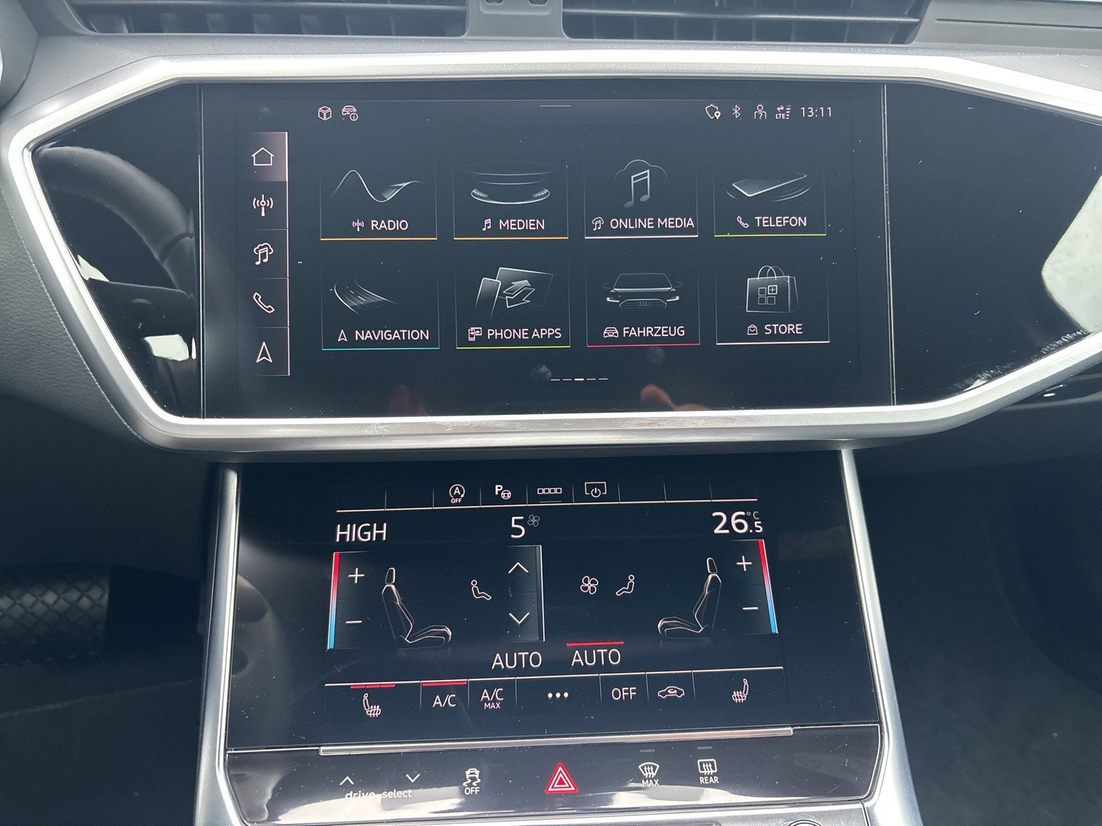 Audi A6 Avant 45 quattro advanced AHK CAM ACC LM19