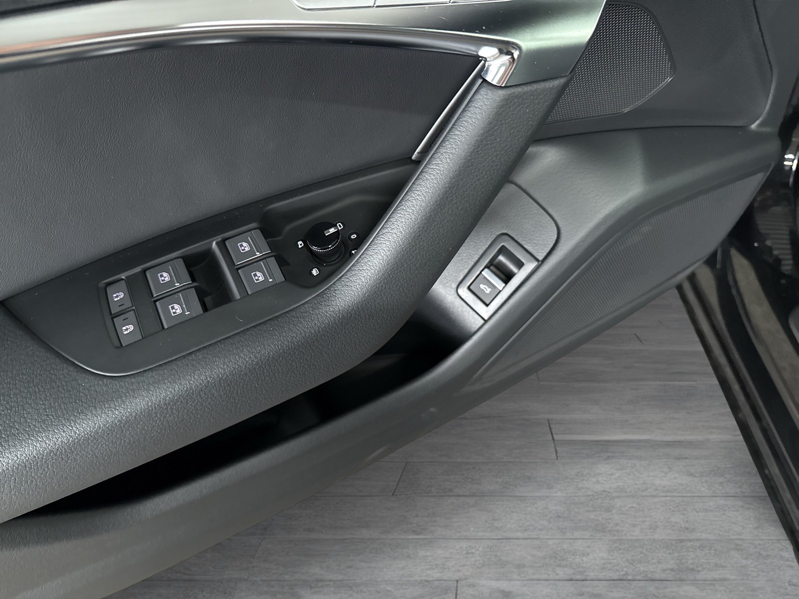 Audi A6 Avant 45 quattro advanced AHK CAM ACC LM19