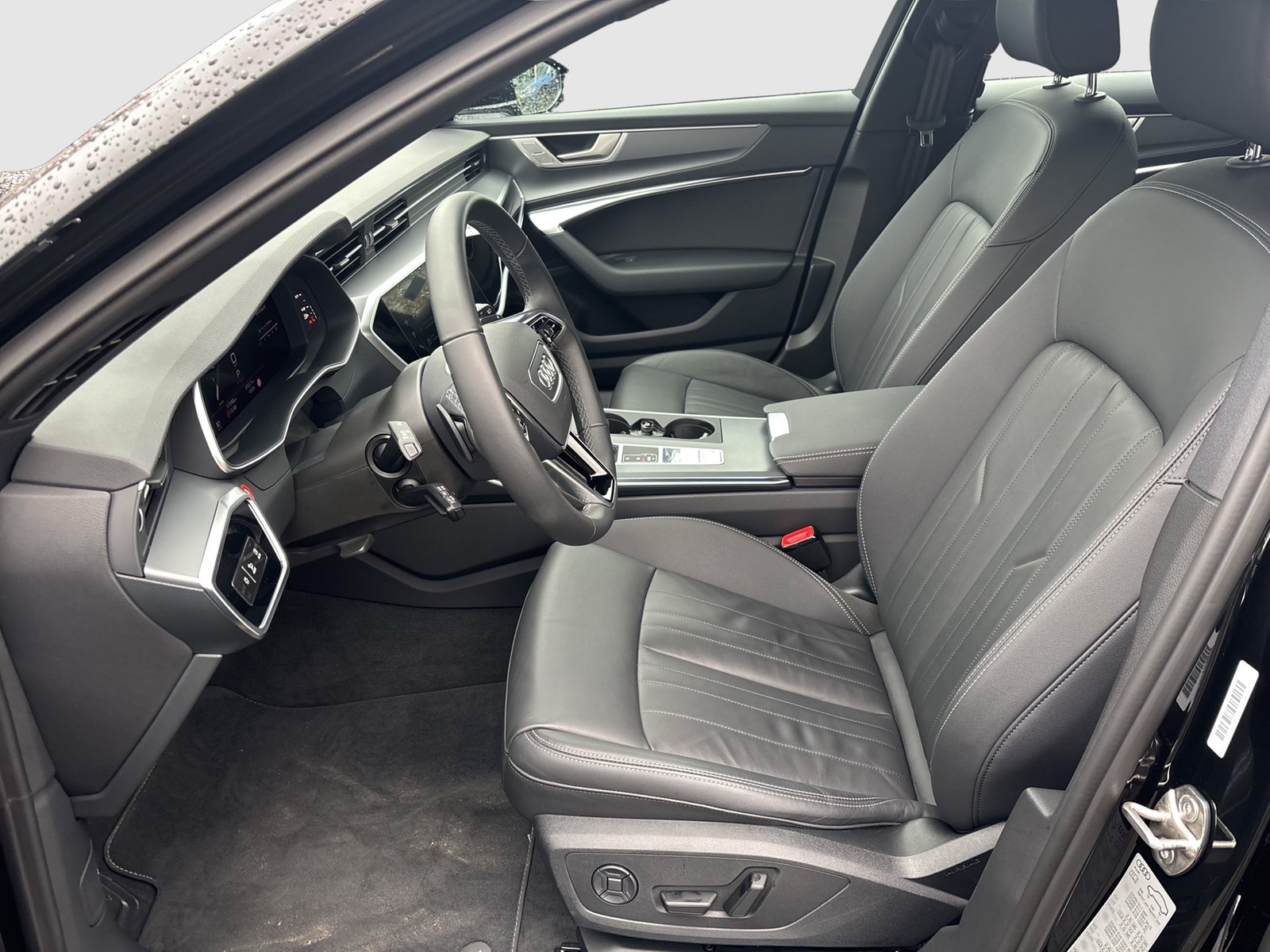 Audi A6 Avant 45 quattro advanced AHK CAM ACC LM19