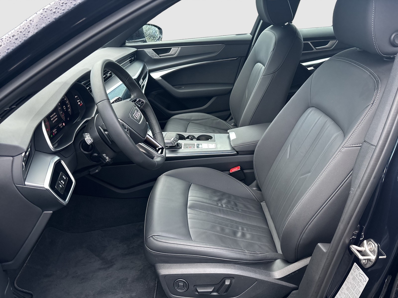 Audi A6 Avant 45 quattro advanced AHK CAM ACC LM19