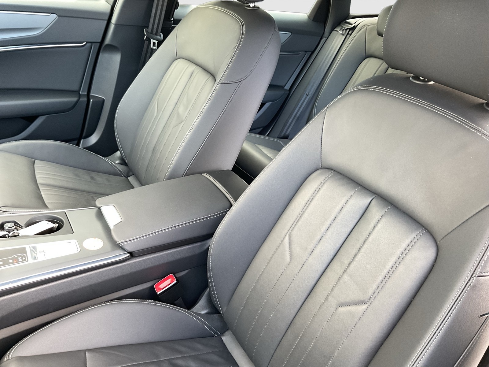 Audi A6 Avant 45 quattro advanced AHK CAM ACC LM19