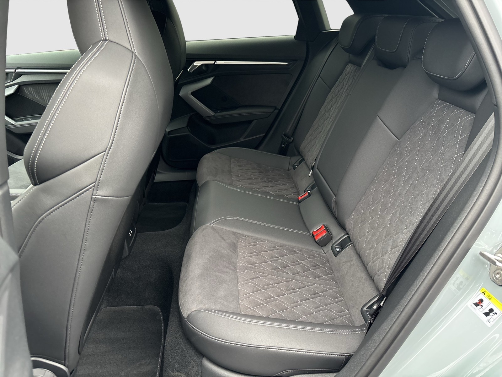 Audi A3 Sportback 30 S LINE BLACKPAK AHK CAM ACC LM18