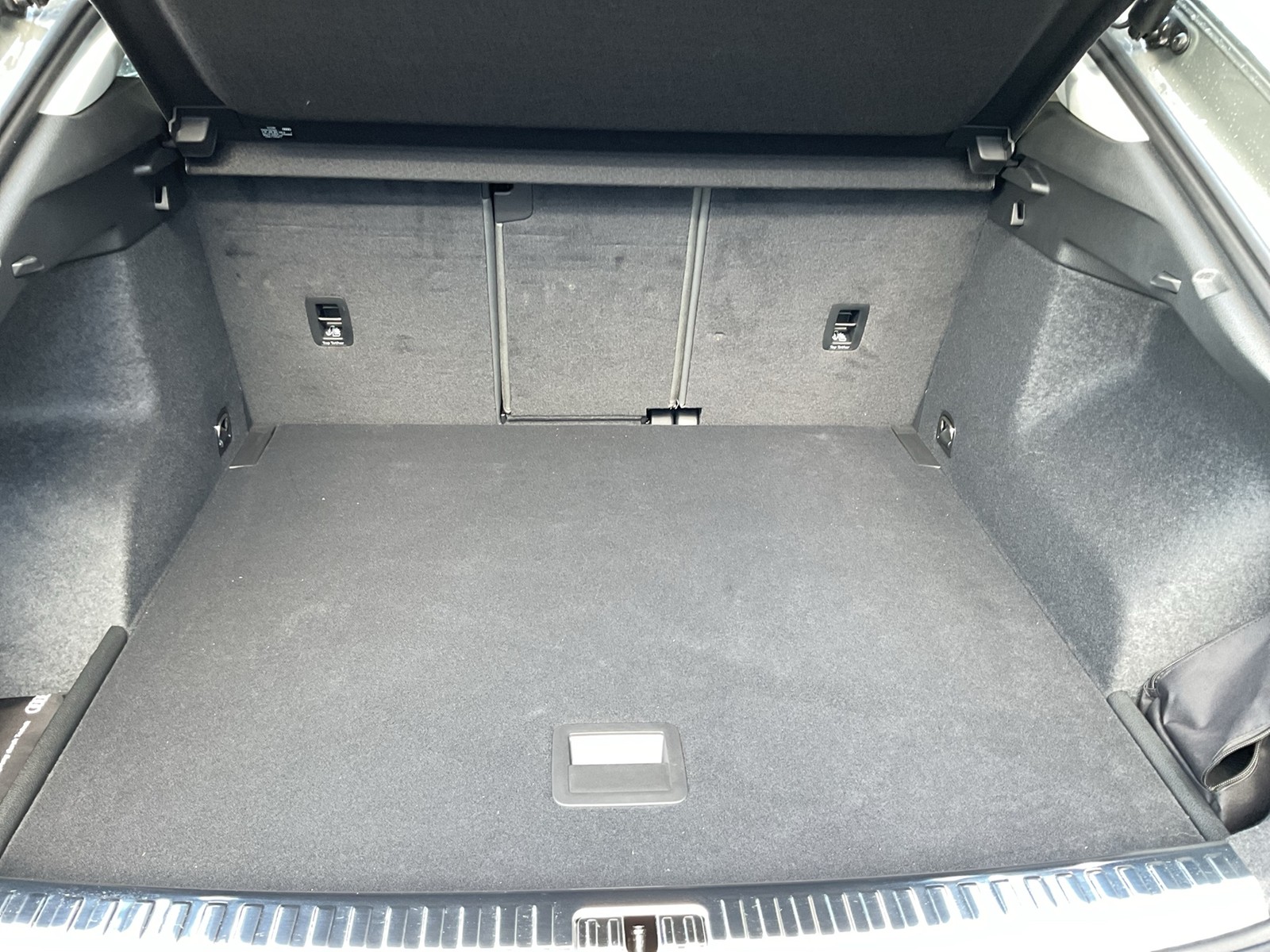 Audi Q3 Sportback 35 S LINE AHK ACC LM18 EKLAPPE NAVI+