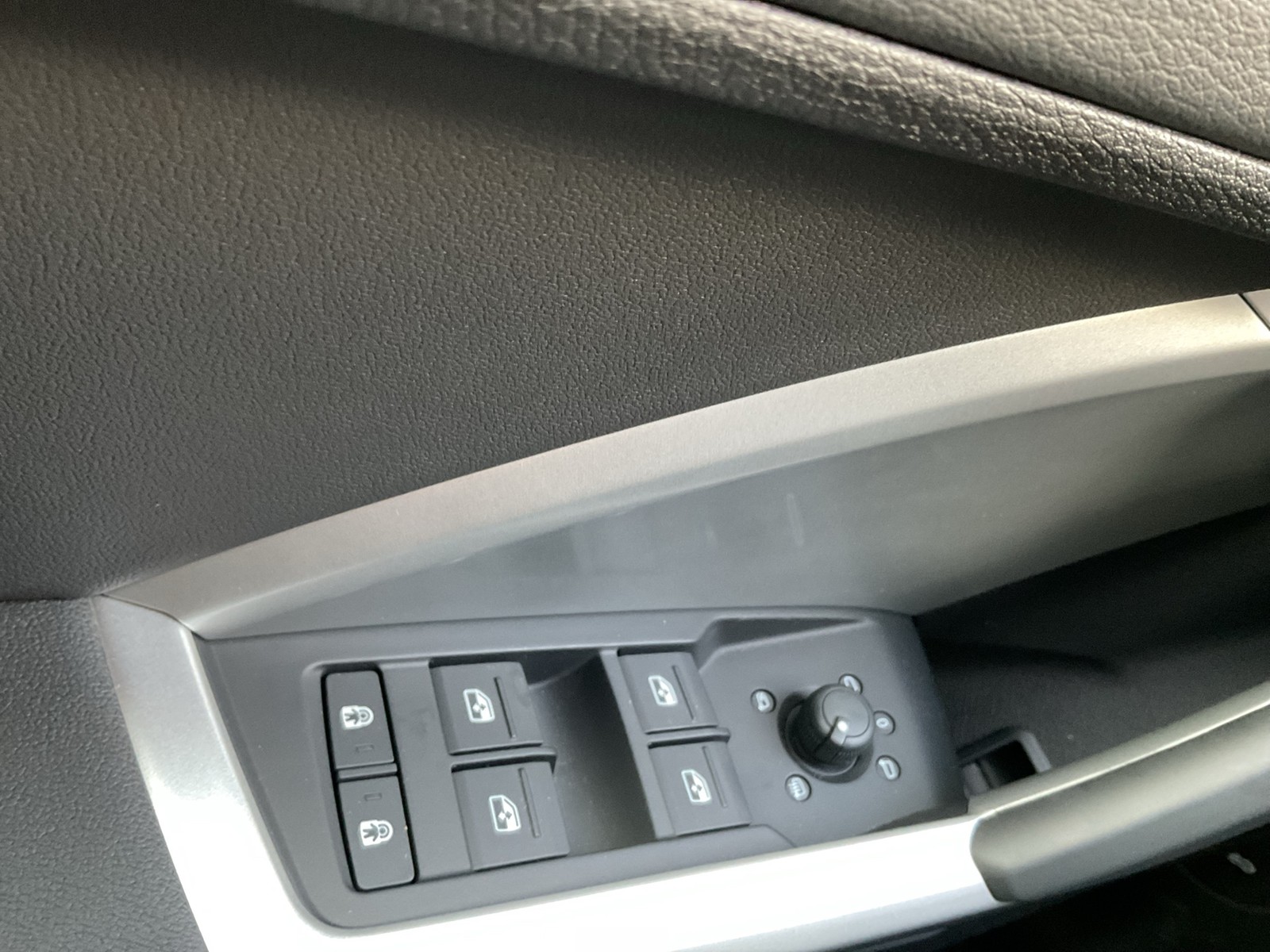 Audi Q3 Sportback 35 S LINE AHK 360°CAM ACC LM18 NAVI+