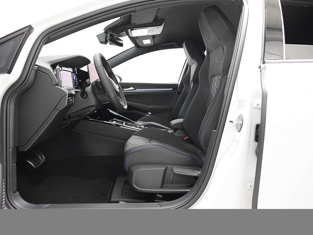 Volkswagen Golf 1.5 R-LINE DSG