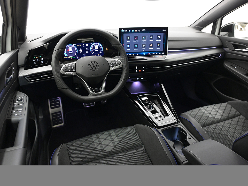 Volkswagen Golf 1.5 R-LINE DSG