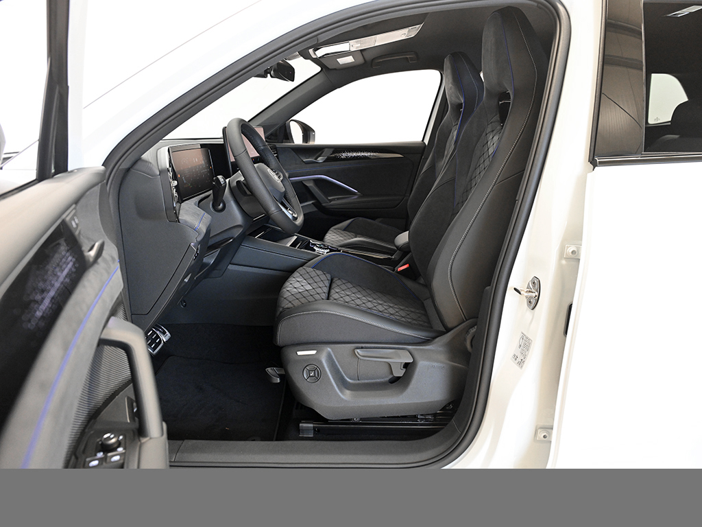 Volkswagen Tiguan 1.5 eTSI R-LINE DSG