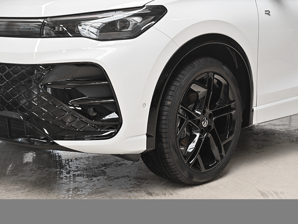 Volkswagen Tiguan 1.5 eTSI R-LINE DSG