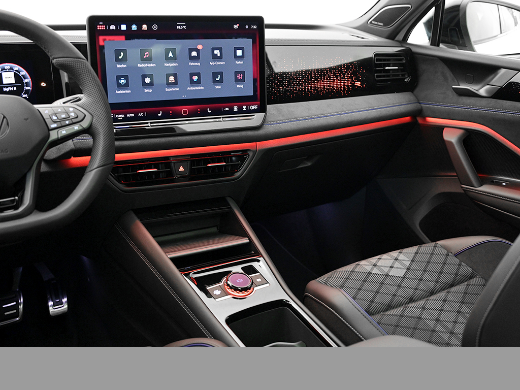Volkswagen Tiguan 1.5 eTSI R-LINE DSG