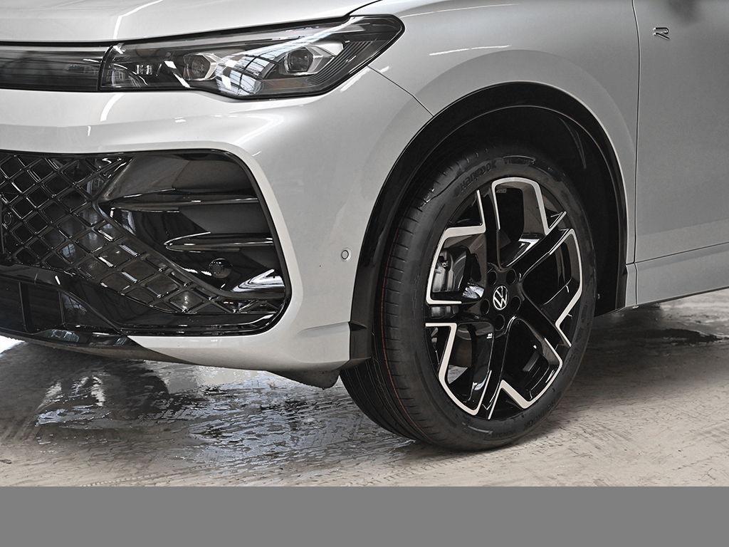 Volkswagen Tiguan 2.0 TDI R-LINE DSG