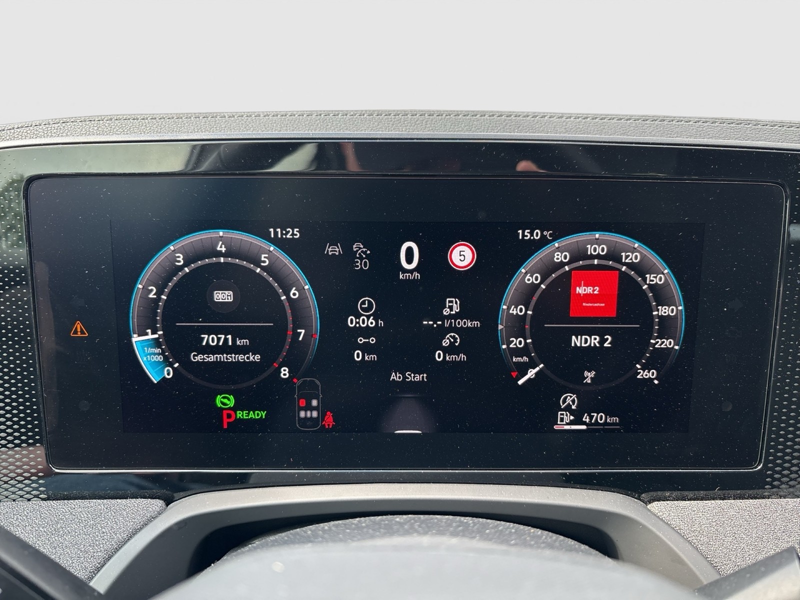 Volkswagen Passat Variant 1.5 eTSI CAM ACC NAVI ALU CARPLAY