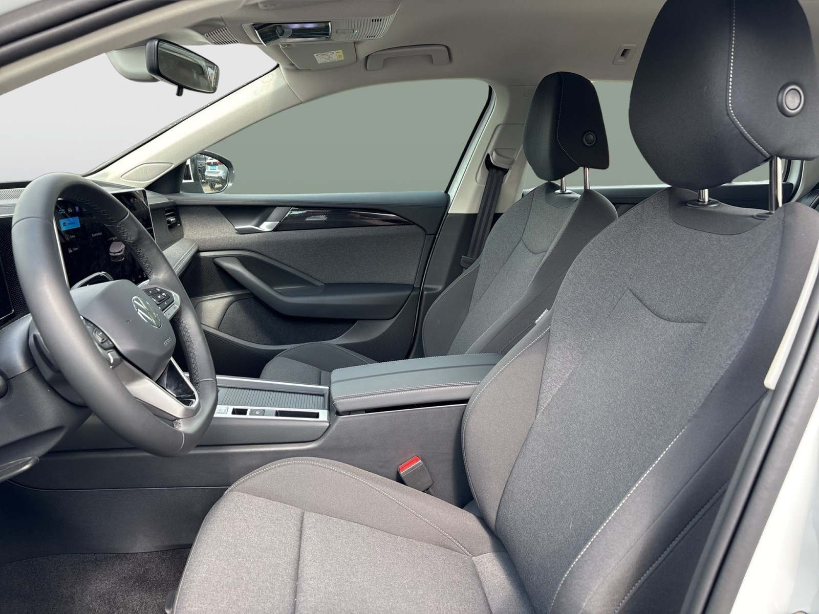 Volkswagen Passat Variant 1.5 eTSI CAM ACC NAVI ALU CARPLAY