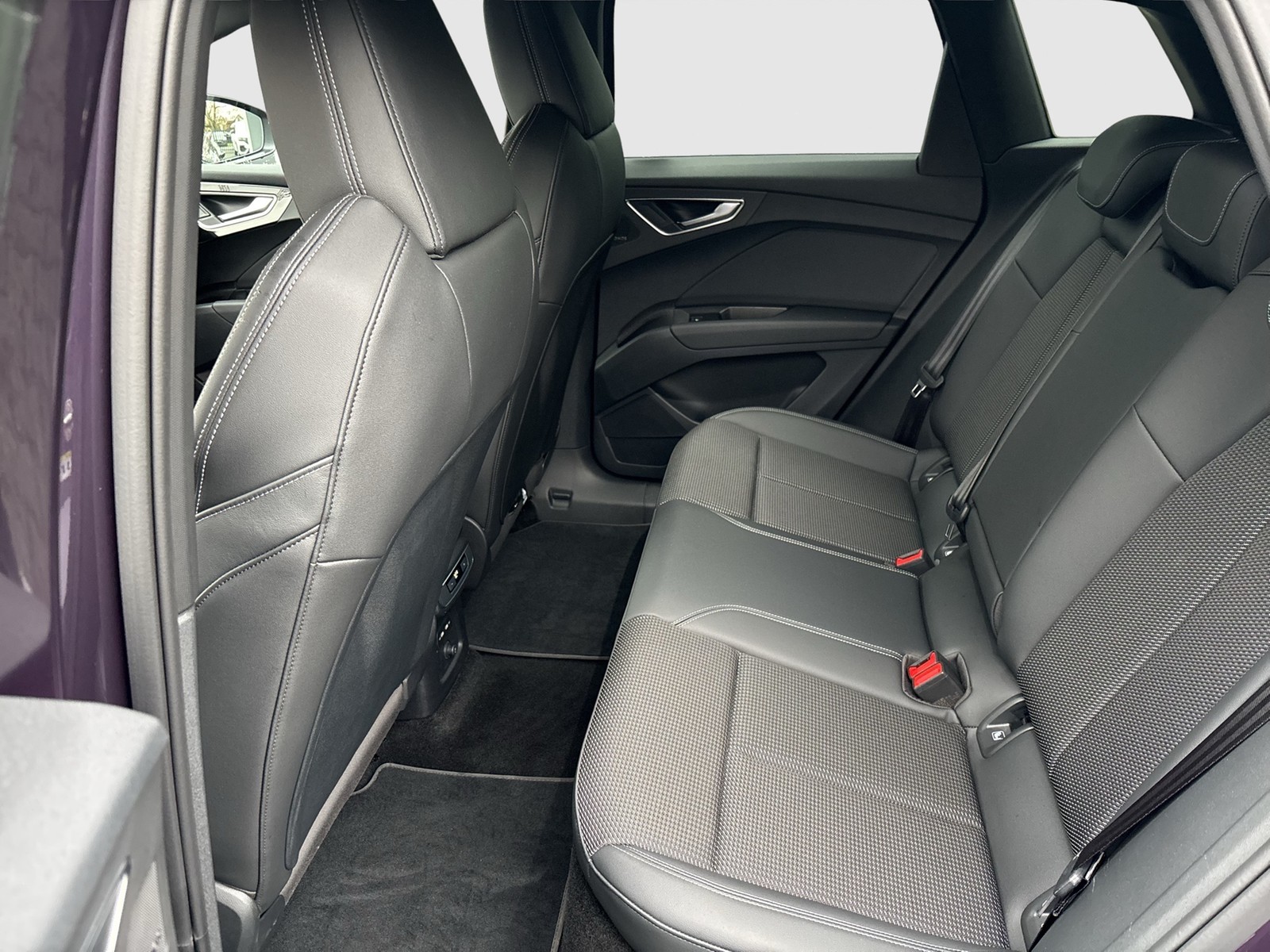 Audi Q4 e-tron 35 S LINE BLACKPAK 360°CAM LM21 MATRIX