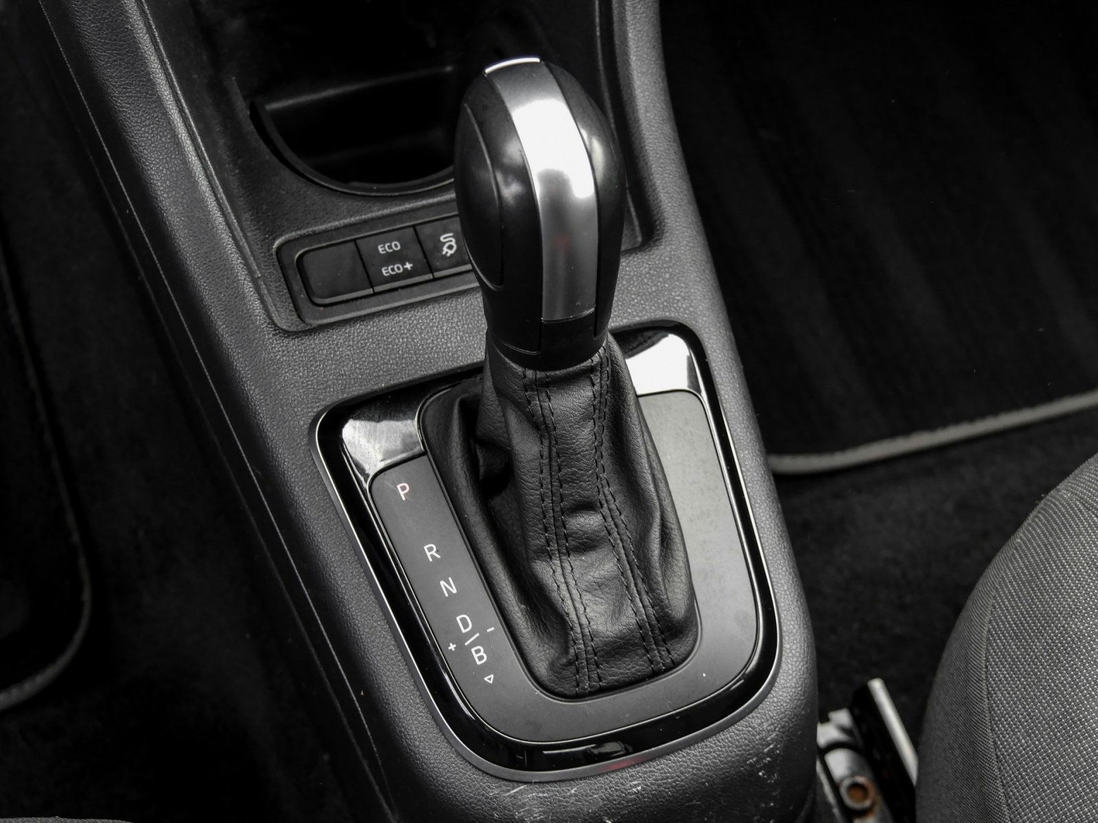 Volkswagen up! e-up! CAM ALU SITZHEIZUNG TEMPOMAT EINPARKH.