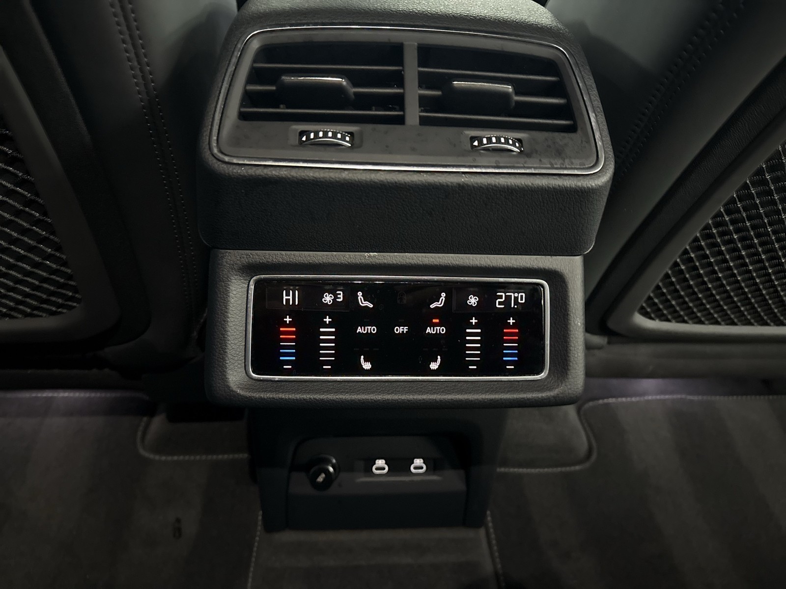 Audi SQ8 e-tron Sportback quattro PANO B&O AHK LM22