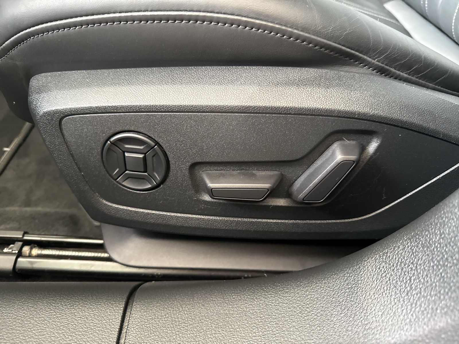 Audi A6 Avant 55 quattro S LINE BLACKPAK PANO LM20