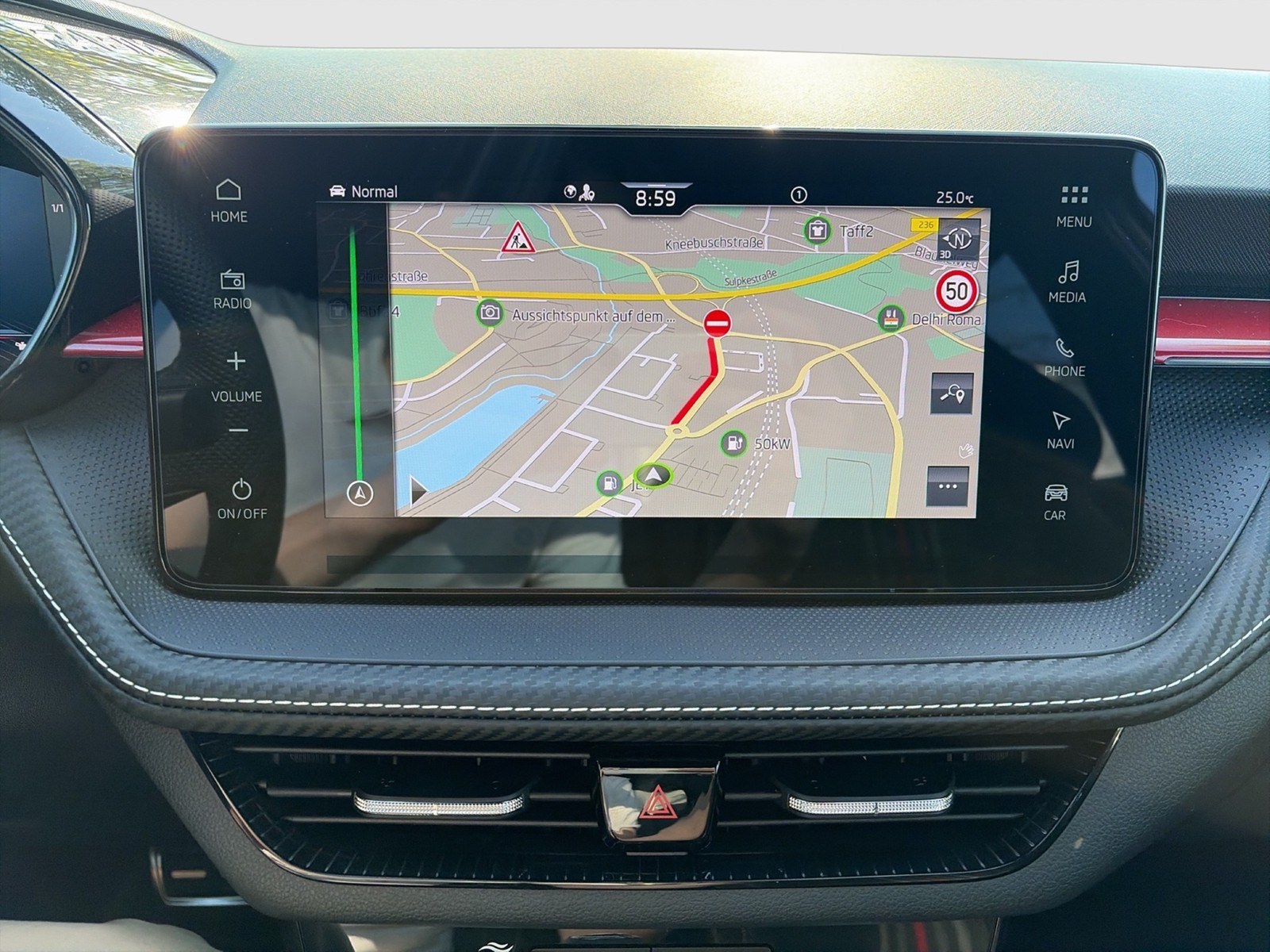 Skoda Fabia 1.5 MONTE CARLO KAMERA ALU18" NAVI LED