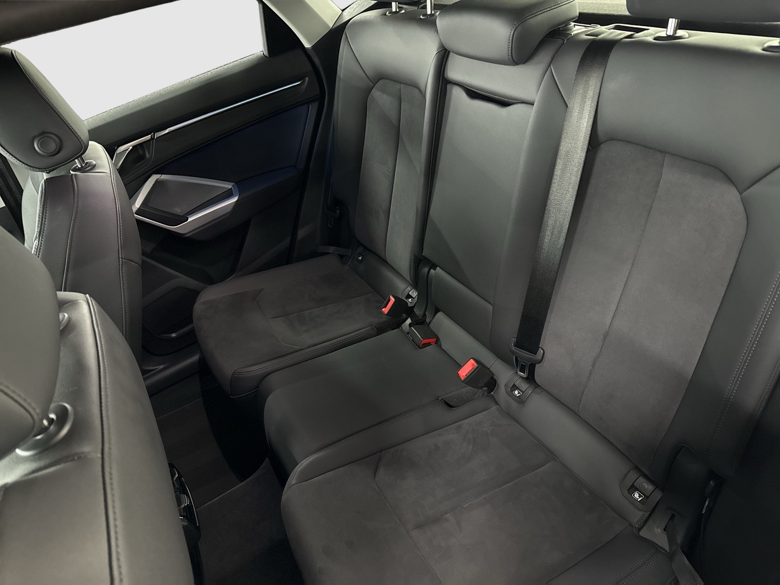 Audi Q3 Sportback 45 HYBRID AHK KAMERA ALU19 eKLAPPE