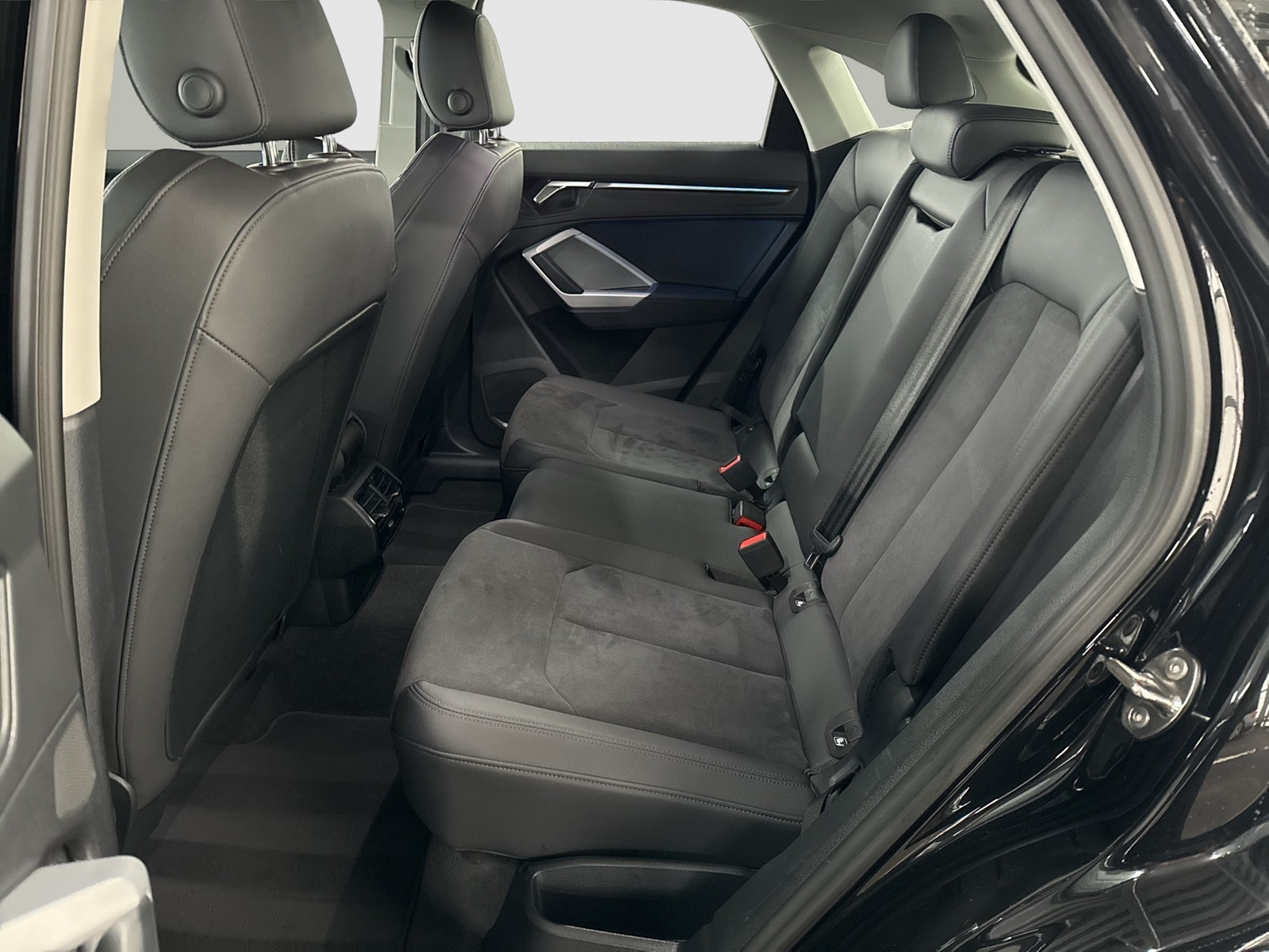 Audi Q3 Sportback 45 HYBRID AHK KAMERA ALU19 eKLAPPE