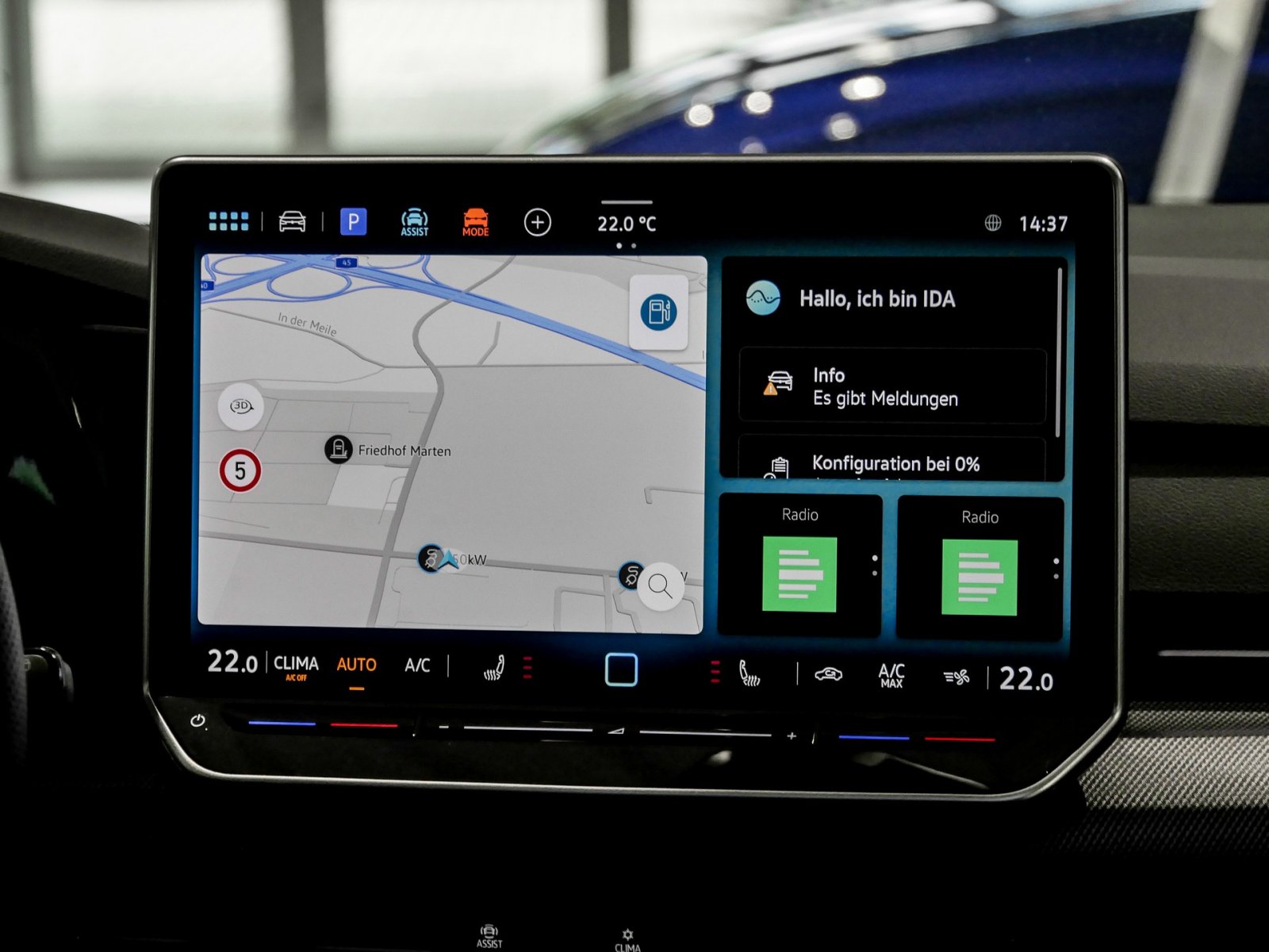 Volkswagen Golf Variant 1.5 R-LINE DSG BLACKSTYLE PANO AHK