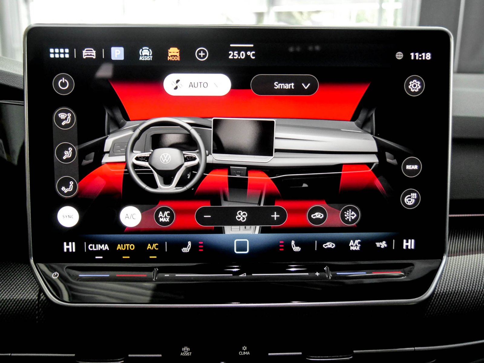 Volkswagen Golf 1.5 R-LINE DSG BLACKSTYLE MATRIXLED CAM AHK