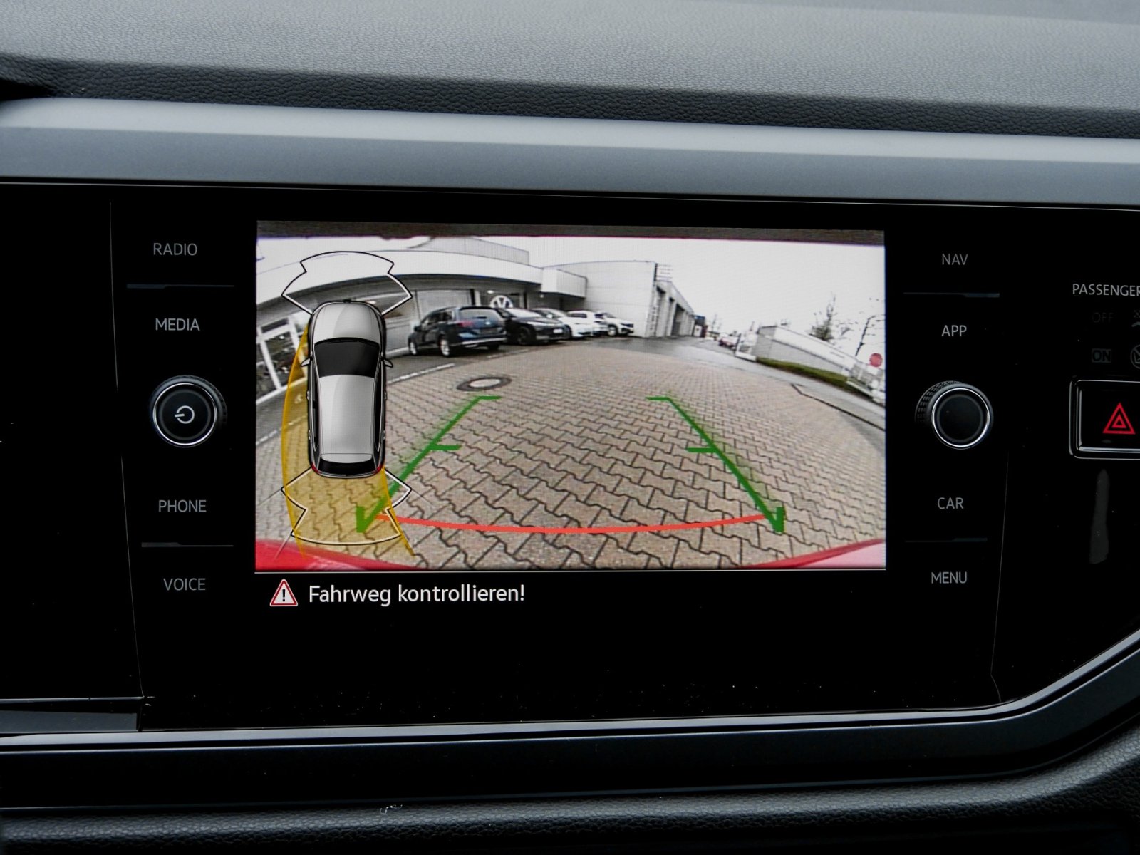 Volkswagen Polo 1.0 R-LINE DSG MATRIXLED NAVI CAM SITZHZG