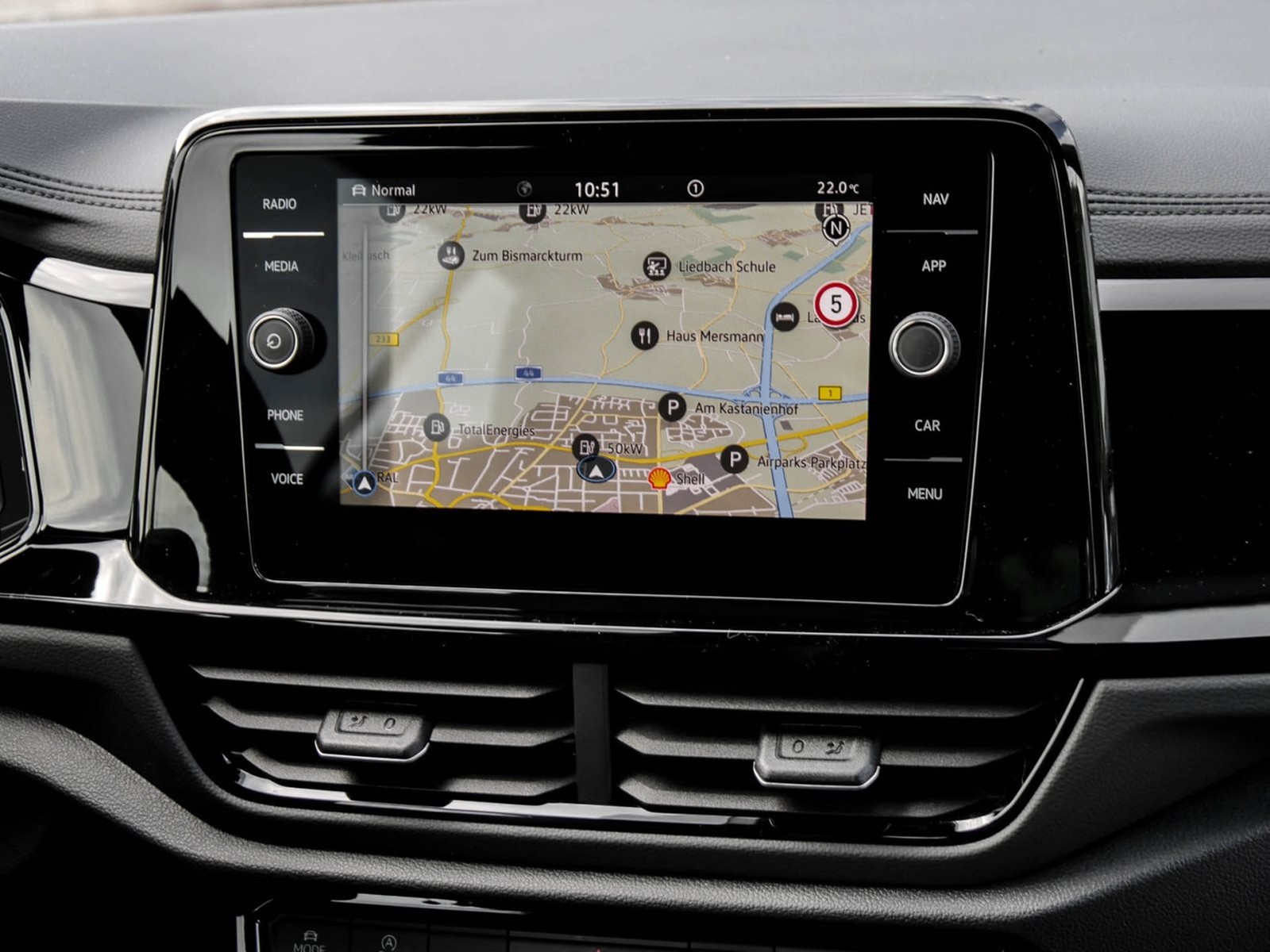 Volkswagen T-Roc Cabrio 1.5 R-LINE DSG BLACKSTYLE LEDER CAM