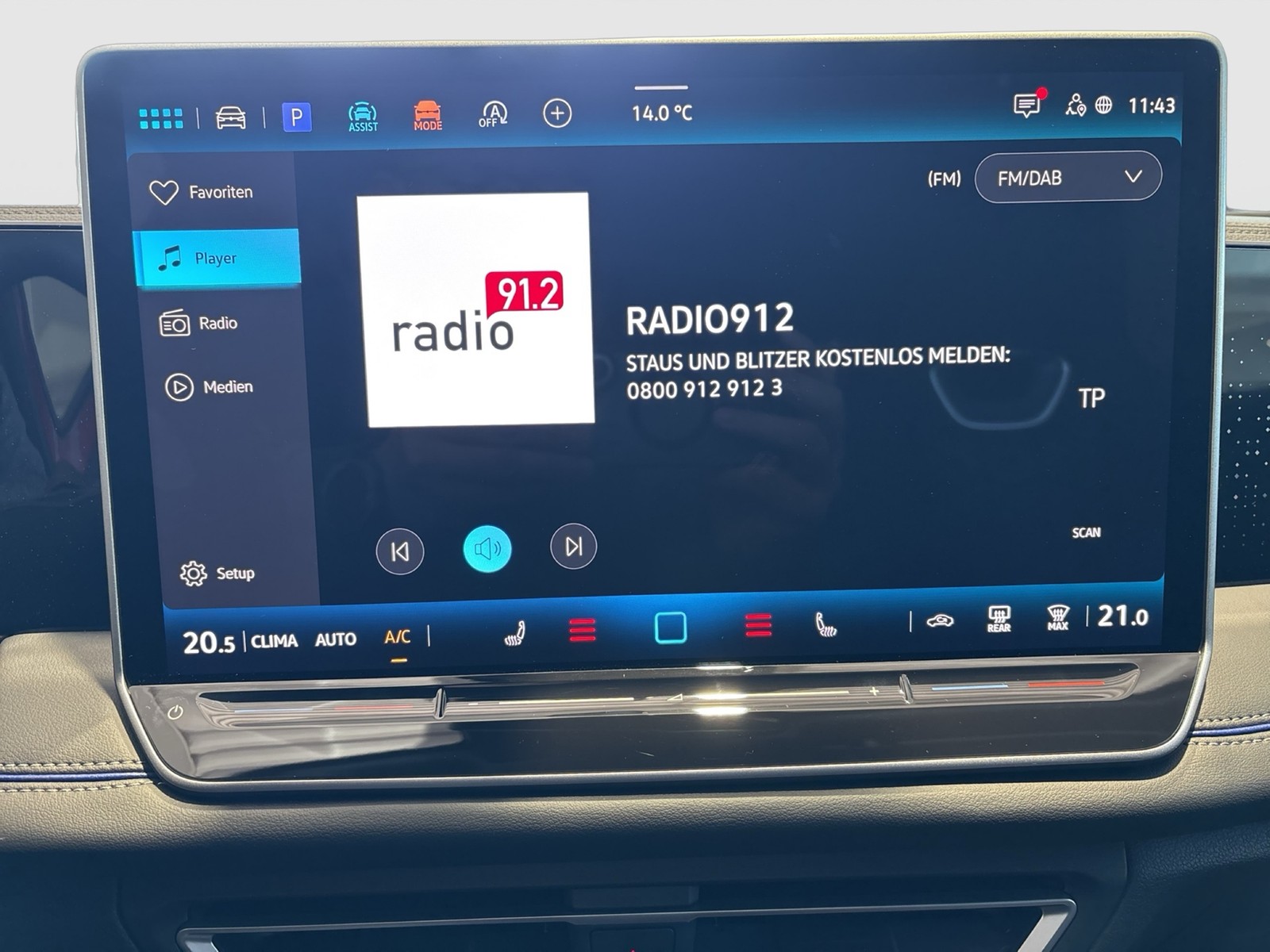 Volkswagen Tiguan 1.5 R-LINE DSG BLACKSTYLE MATRIXLED AHK