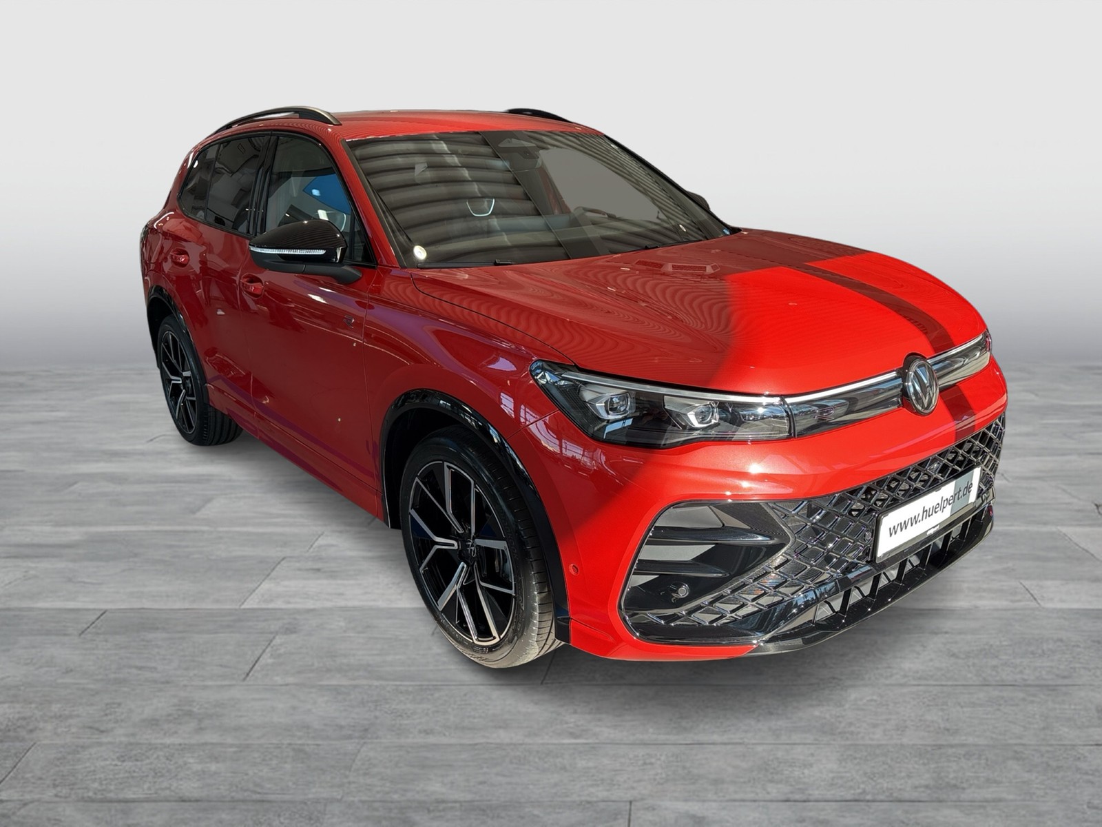 Volkswagen Tiguan 1.5 R-LINE DSG BLACKSTYLE MATRIXLED AHK