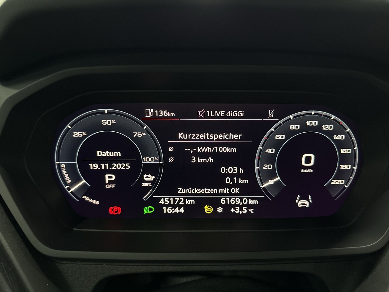 Audi Q4 e-tron Sportback 40 S LINE BLACKPAK CAM LM19