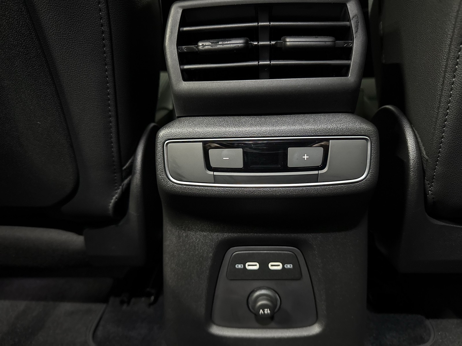 Audi Q4 e-tron Sportback 40 S LINE BLACKPAK CAM LM19