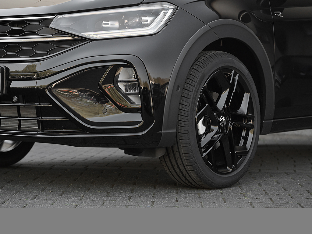 Volkswagen Taigo 1.0 R-LINE BLACK STYLE CAM ACC LM18 NAVI