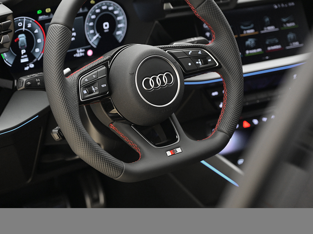 Audi A3 S Line Sportback TFSIe s tronic AHK LED LM18