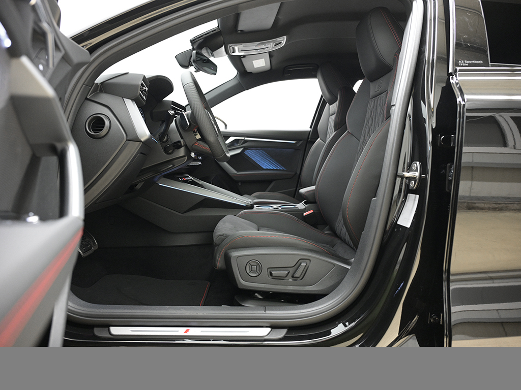 Audi A3 S Line Sportback TFSIe s tronic AHK LED LM18